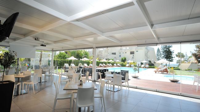 Frixos Suites Hotel Apts 보로클리니 외부 사진